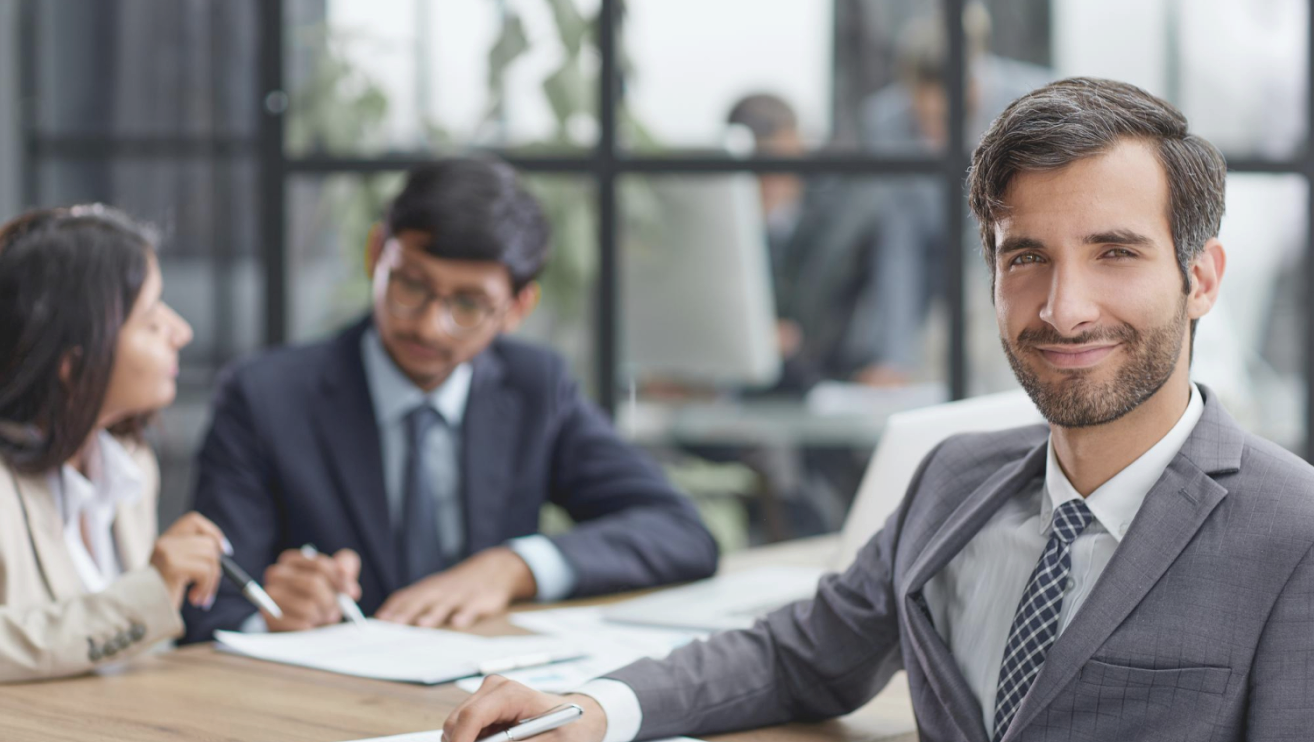 We make things easy for your business